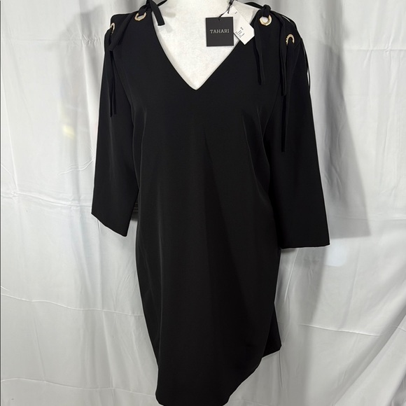 TAHARI BLACK V-NECK SHEATH DRESS SIZE 12 NWT - Picture 3 of 11